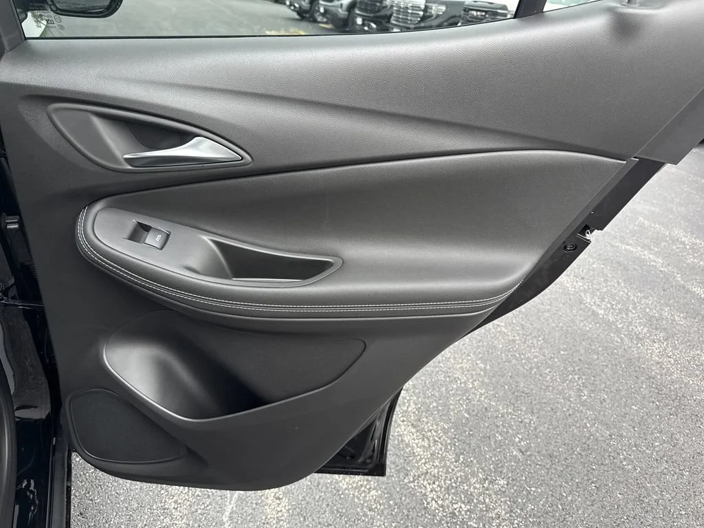 2026 Buick Encore GX Avenir - Photo 33