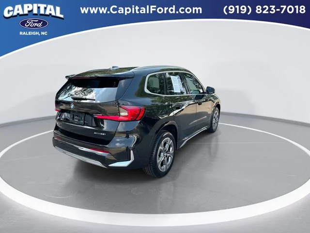 Used 2025 Black BMW xDrive28i image 8