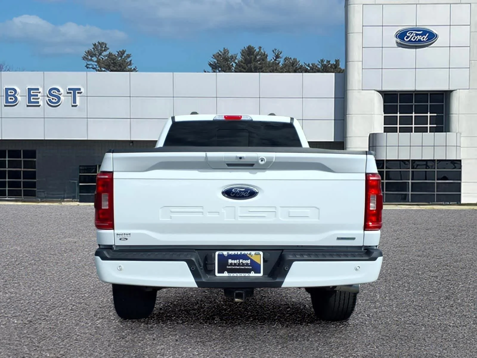 Used 2023 Oxford White Ford XLT image 5