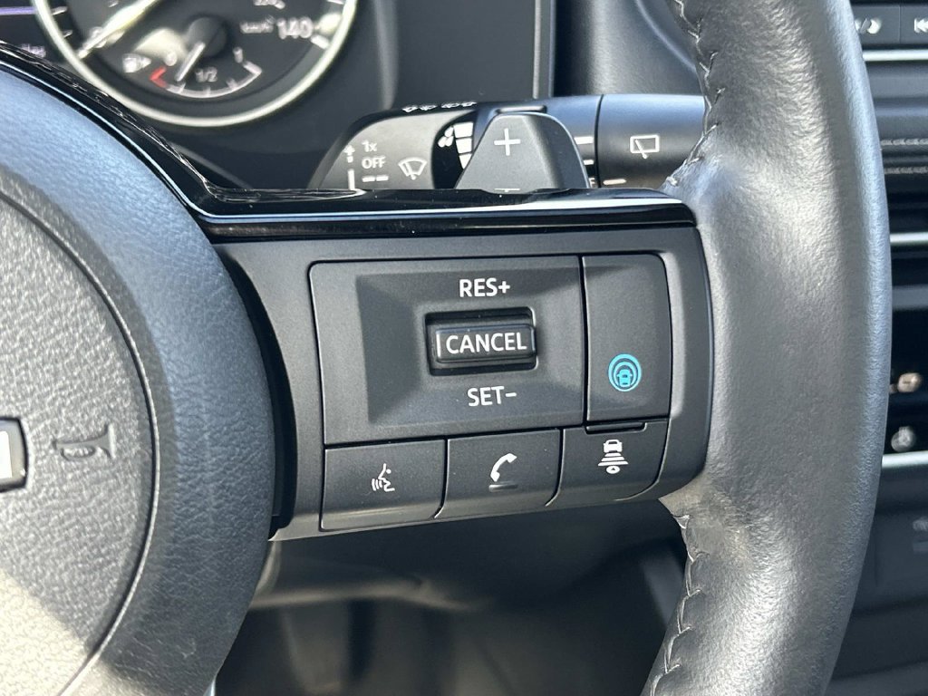 Used 2023 Red Nissan SV image 21