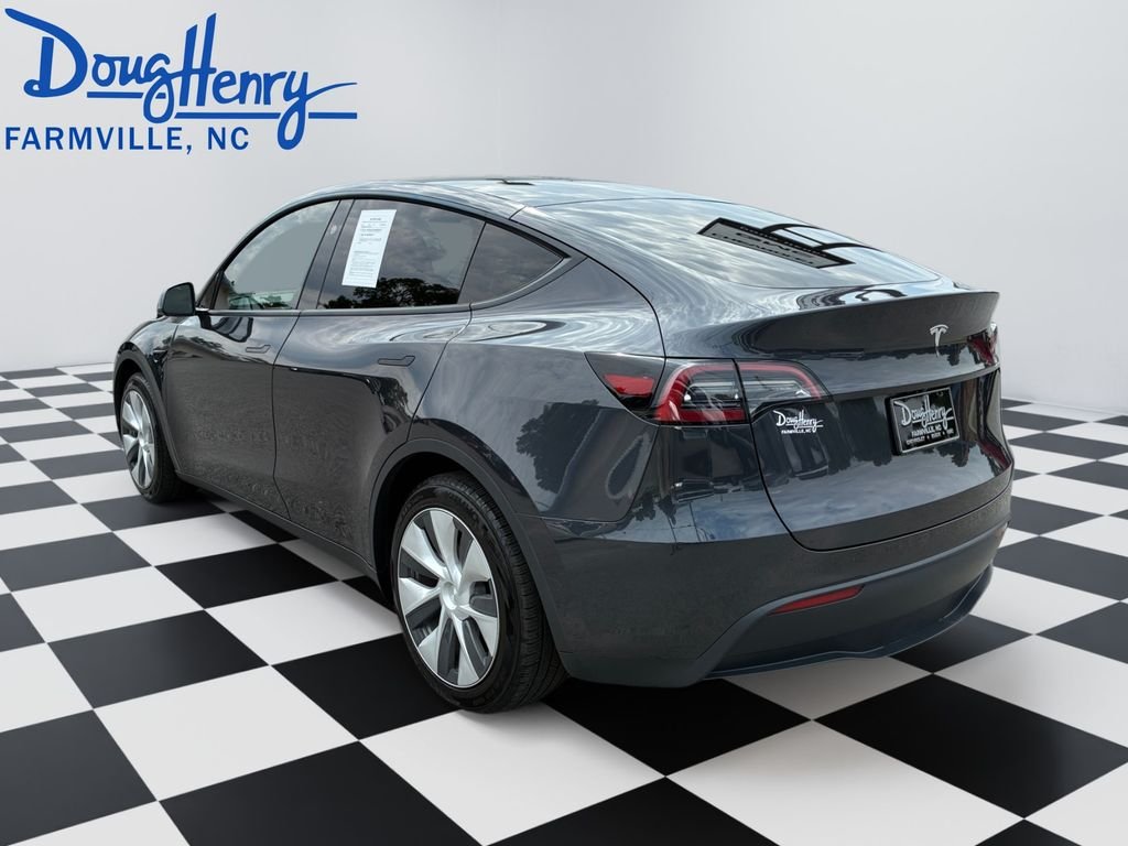 Used 2024  Tesla Long Range image 3
