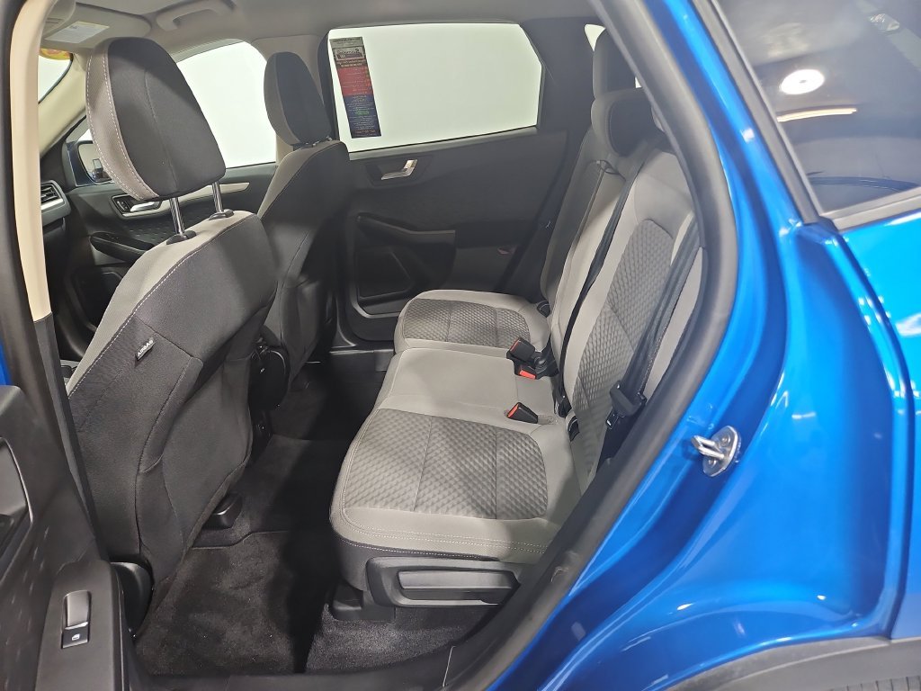 Used 2020 Blue Ford SE image 25