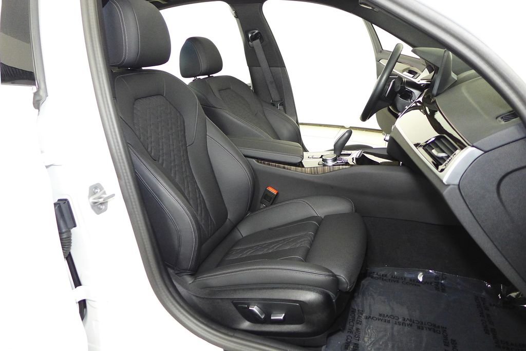 Used 2023 Alpine White BMW 530i image 19