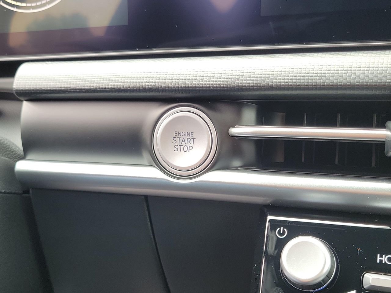 New 2026 Hampton Gray Hyundai SE AWD image 28