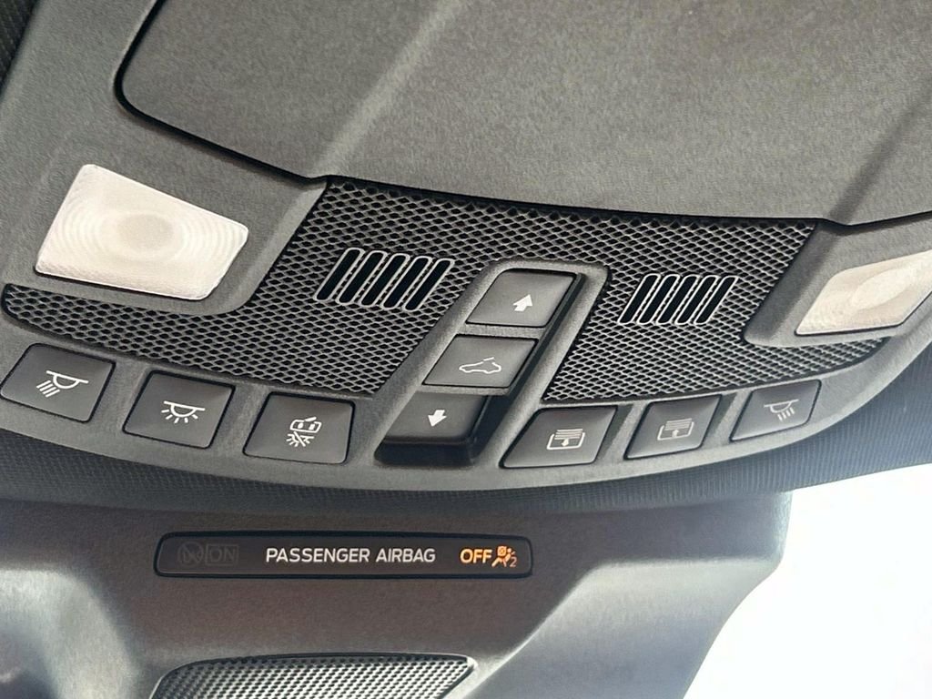 Used 2024 White Ford Platinum image 45