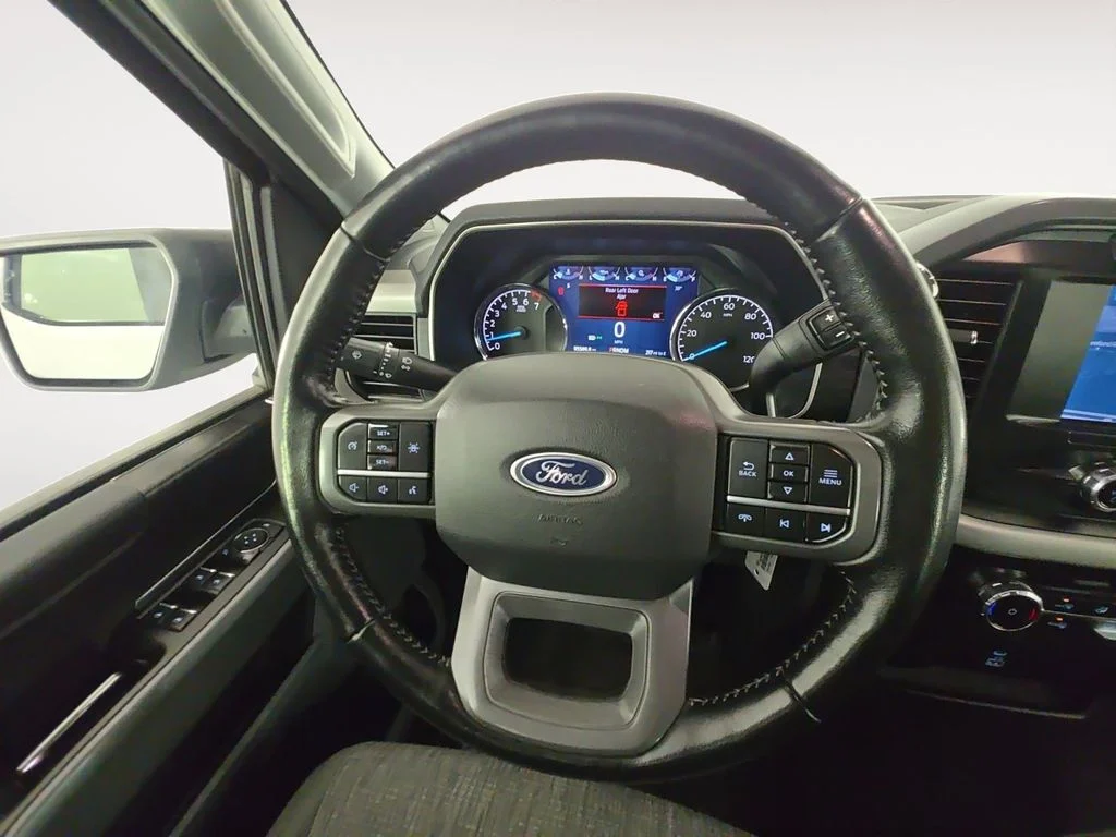 Used 2022 White Ford XLT image 12