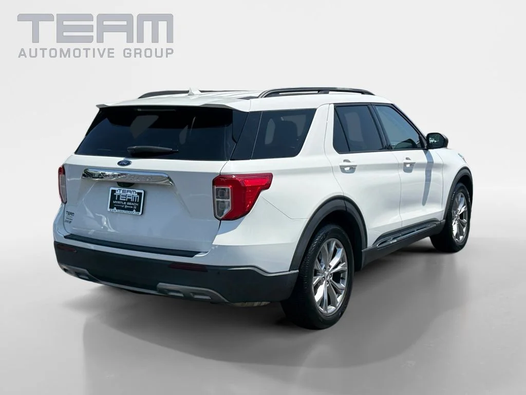 Used 2021 White Ford XLT image 7