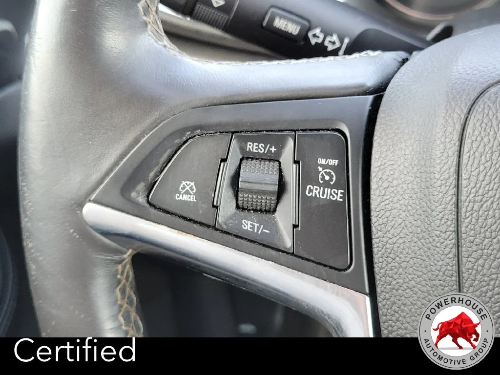Used 2020 Blue Buick Preferred image 27