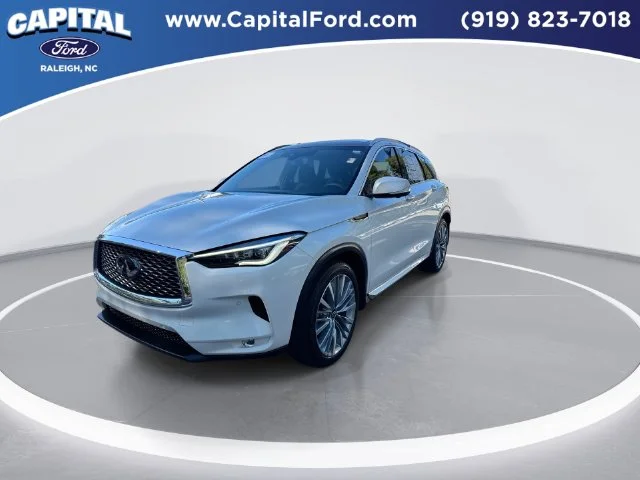 Used 2024 White INFINITI Autograph image 4