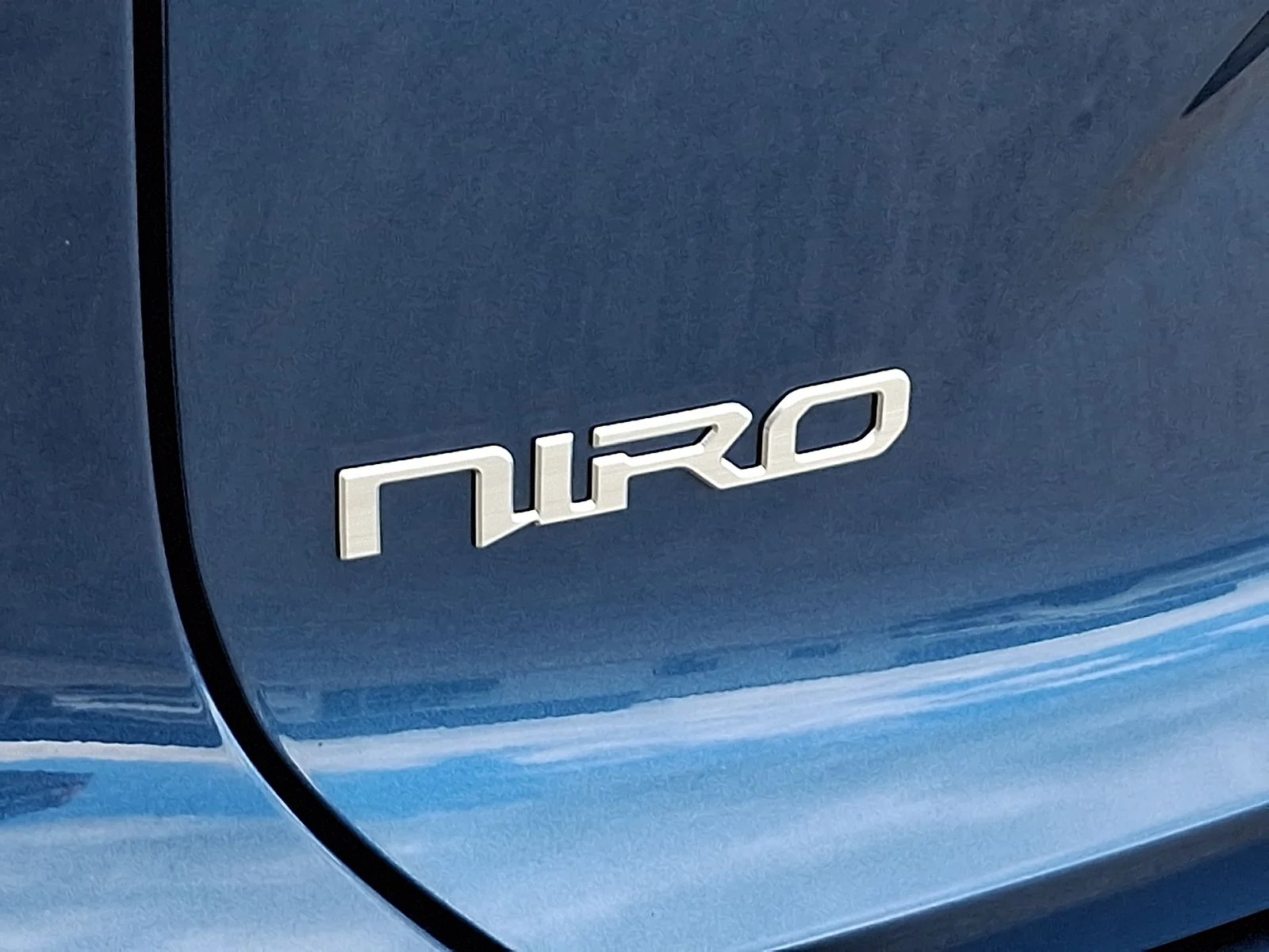 New 2026 Blue Kia Wind image 22