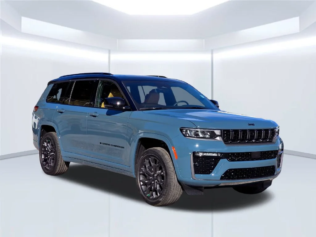 New 2027 Blue Jeep Summit image 17