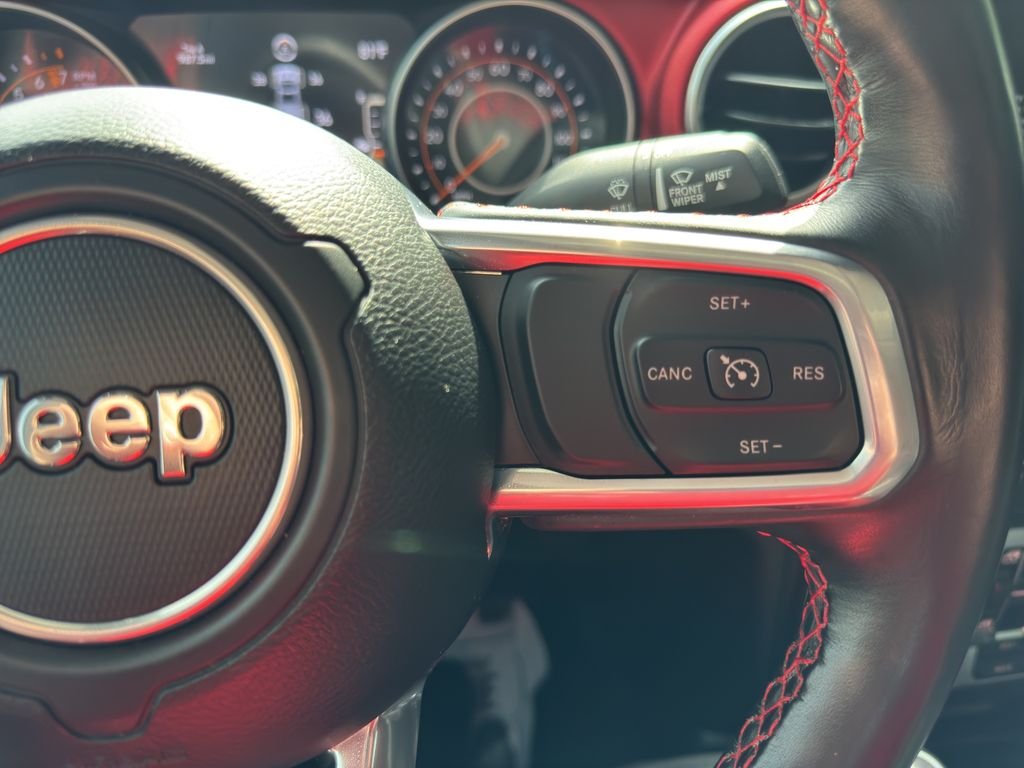 Used 2023 Bright White Clearcoat Jeep Rubicon image 27