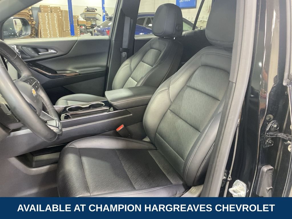 Used 2025 Black Metallic Chevrolet LT image 26