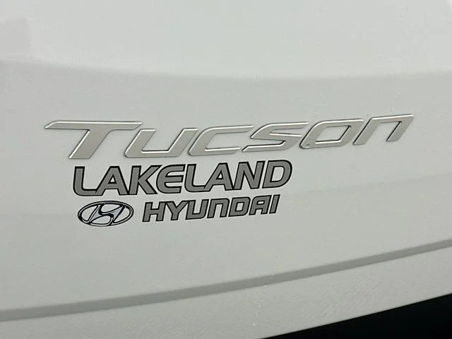 New 2026 Hyundai TUCSON SEL