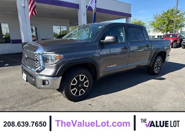 Used 2018 Gray Toyota SR5 image 8