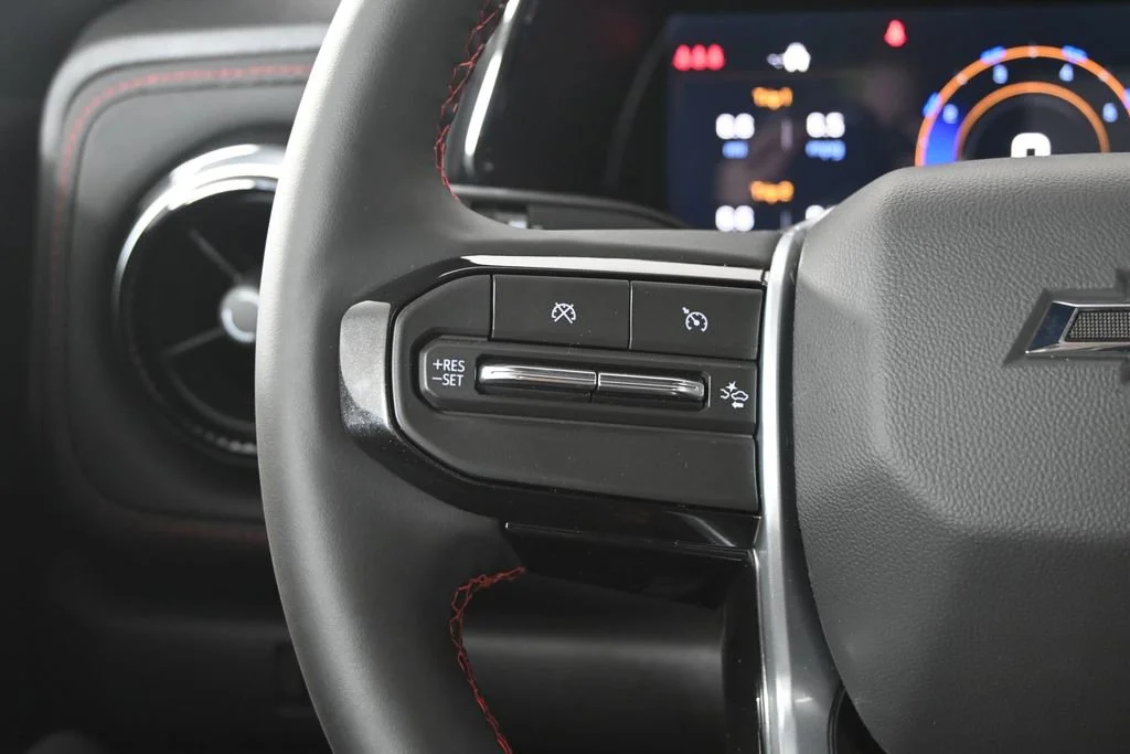 New 2026 Black Chevrolet Z71 image 33