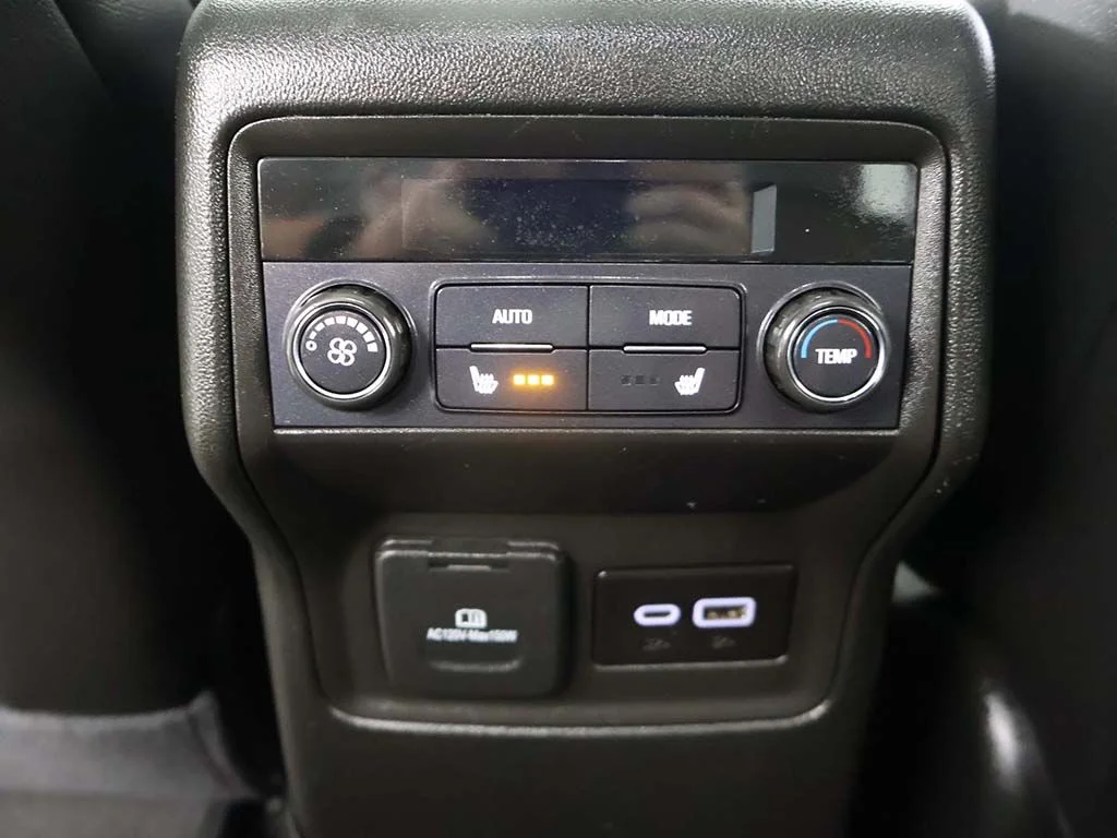 Used 2023 Silver GMC AT4 image 55