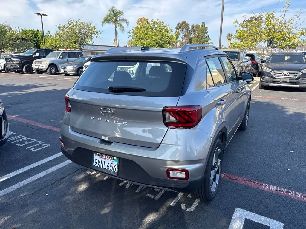 Certified Used 2025 Silver Hyundai SEL image 3