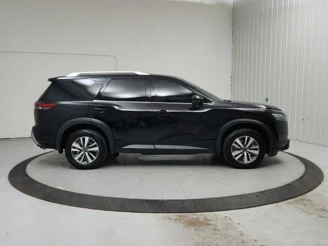 Used 2025 Black Nissan SL image 9