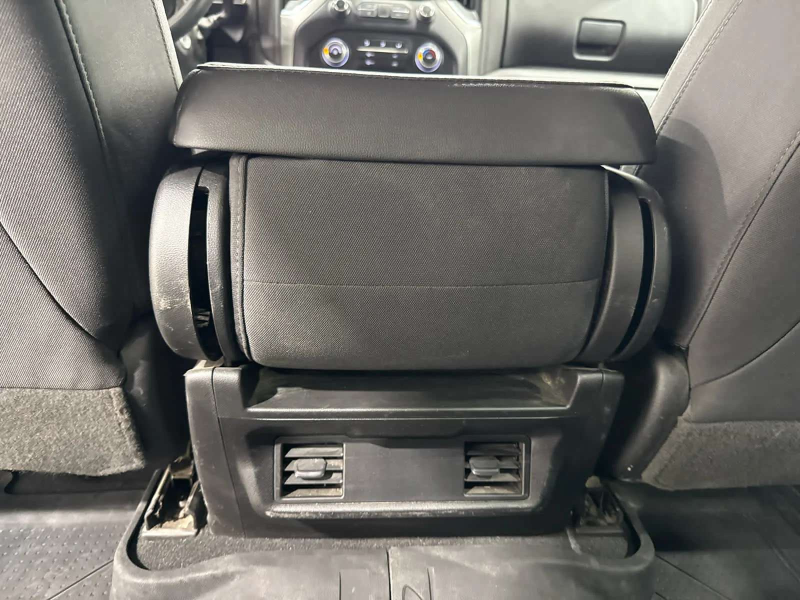 Used 2020 SUMMIT WHITE Chevrolet LT image 13
