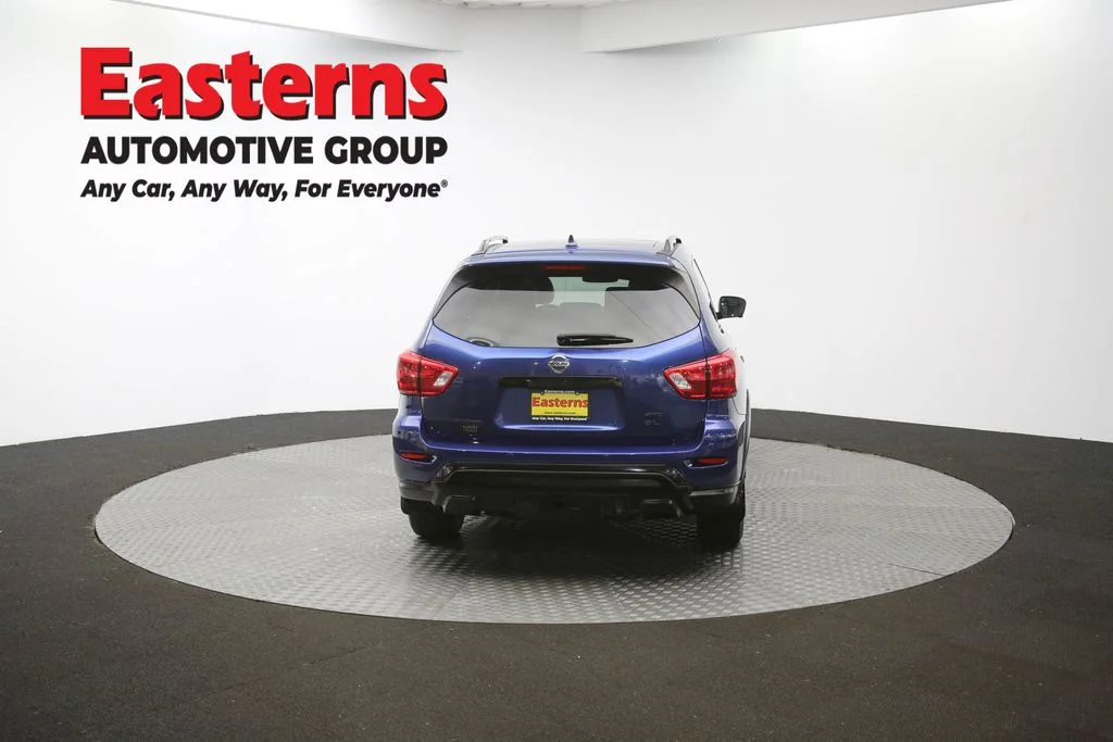 Used 2020 Blue Nissan SL image 39