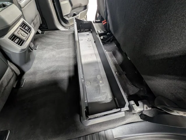 New 2026 Carbonized Gray Metallic Ford F-250® Lariat® image 57