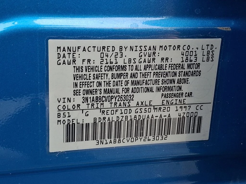 Used 2023 Blue Nissan SV image 27