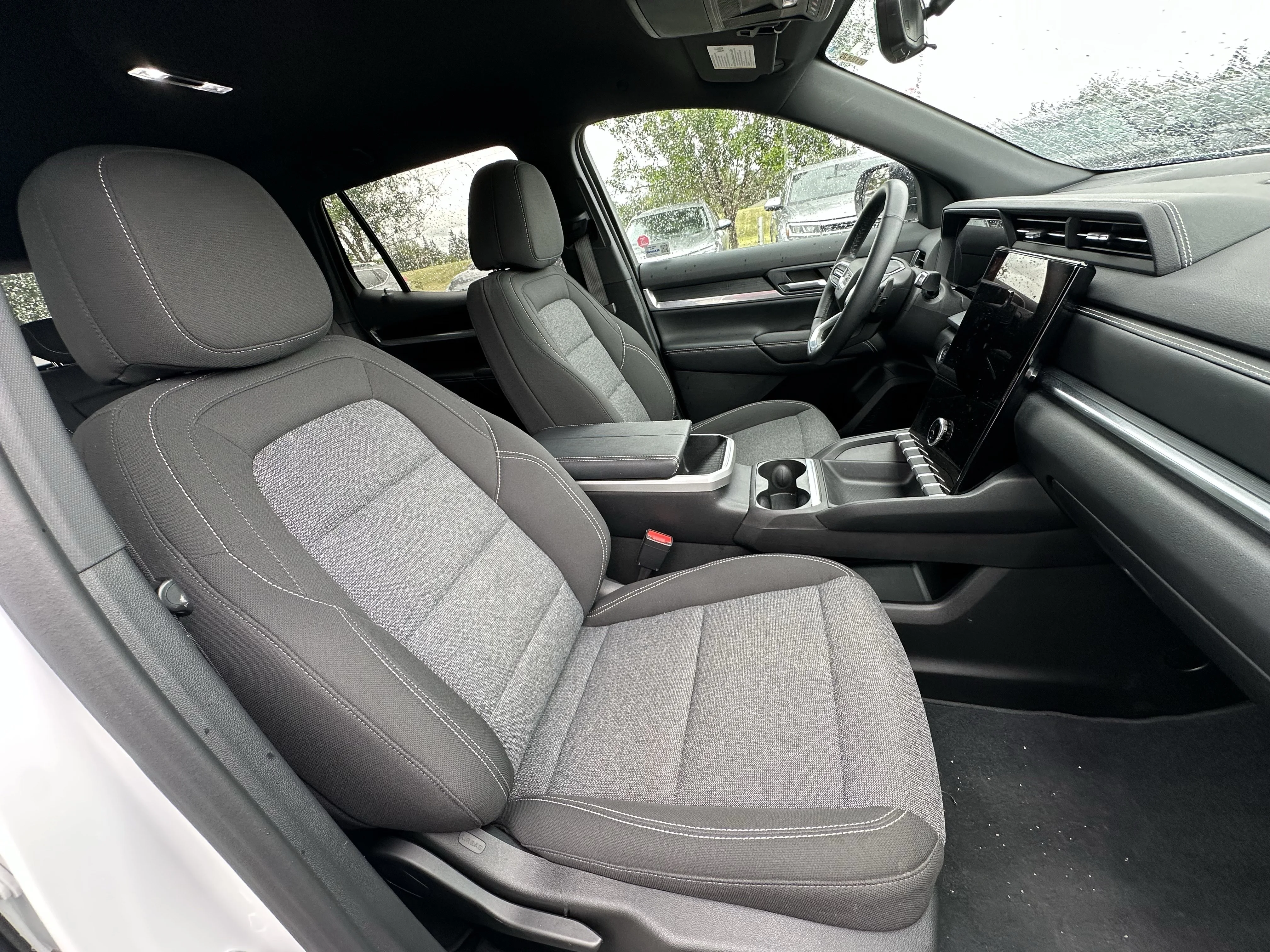 Certified Used 2025 White GMC AWD Elevation image 19