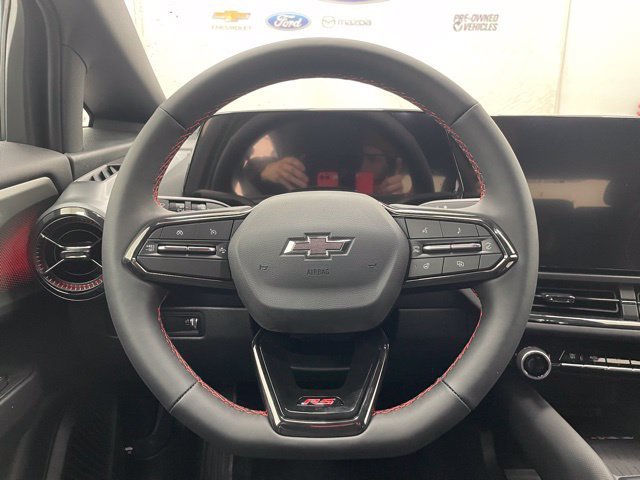 2026 Chevrolet Equinox EV RS - Photo 11