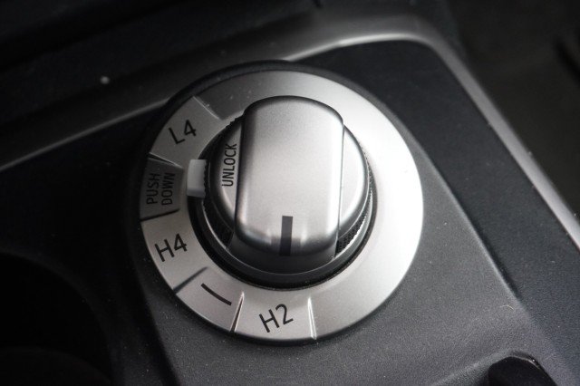 Used 2022  Toyota SR5 Premium image 33