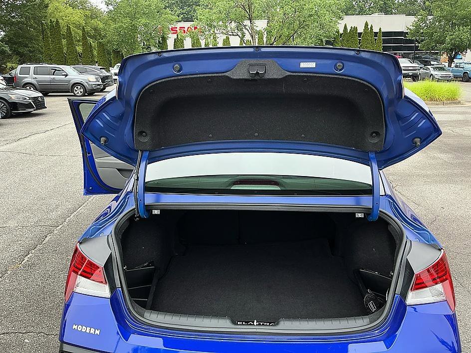 Used 2024 Intense Blue Hyundai SEL image 27