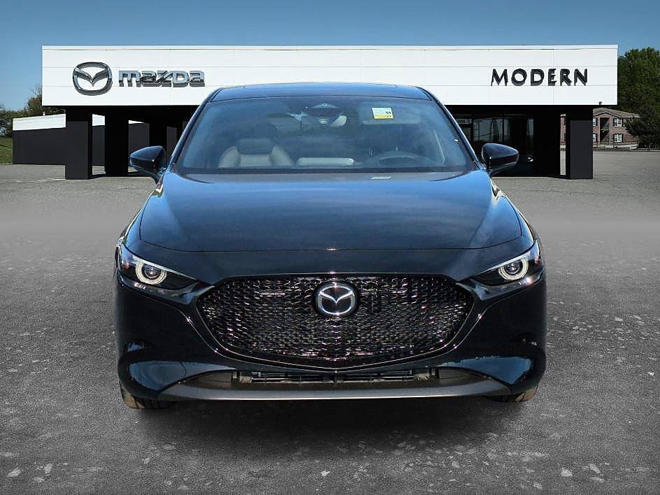 2026 Mazda Mazda3 Premium - Photo 2