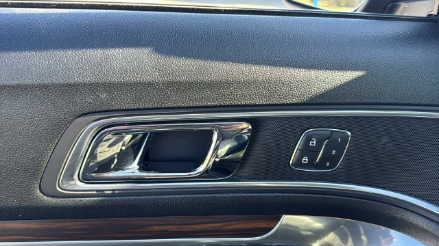 Used 2019 Black Ford Limited image 20