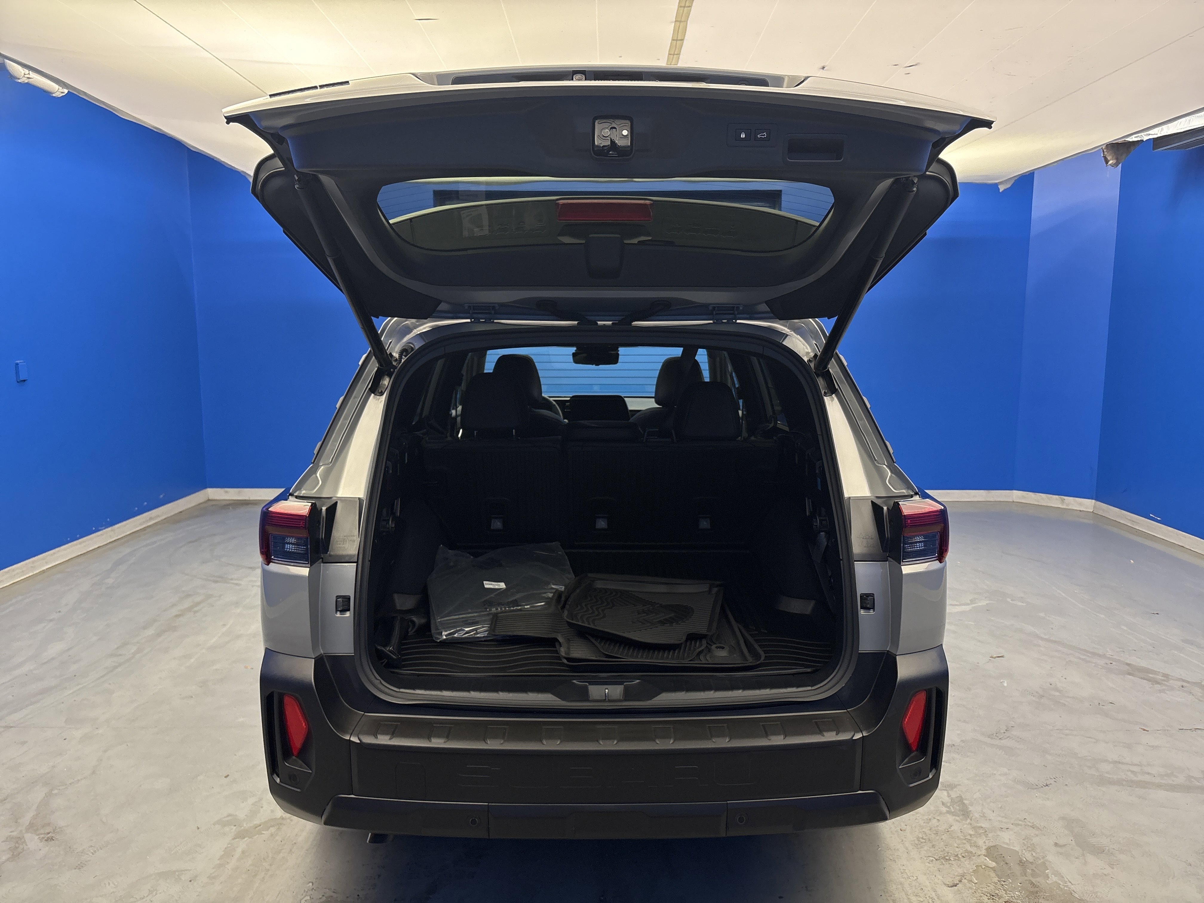 Certified Used 2026 River Rock Pearl Subaru Touring image 29