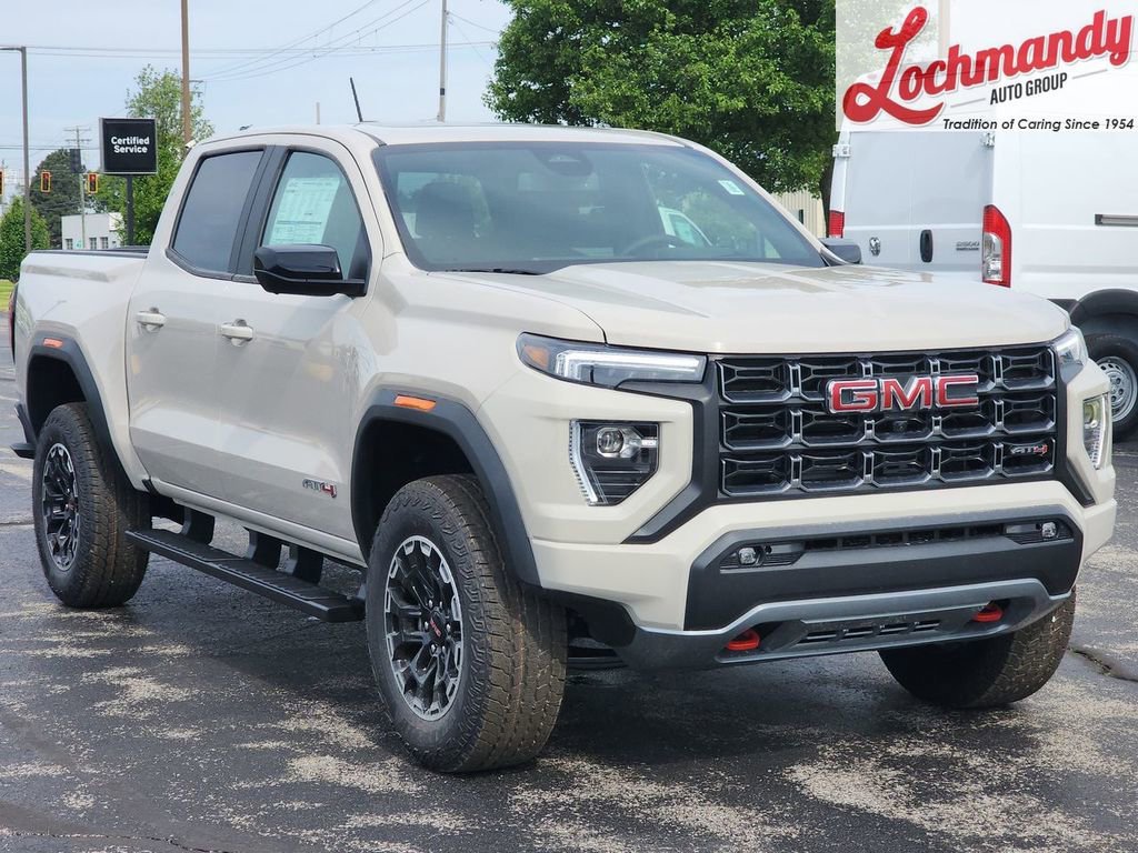 2026 GMC Canyon 4WD AT4 Crew Cab Short Box's photo