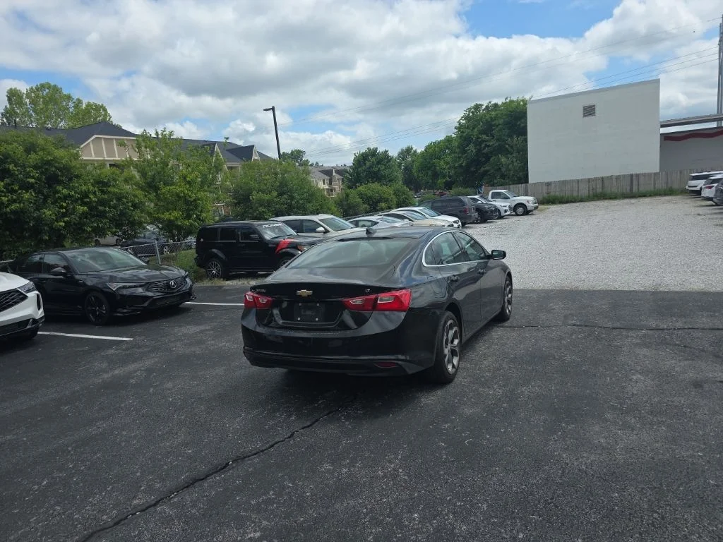 Used 2023 Mosaic Black Metallic Chevrolet LT image 5
