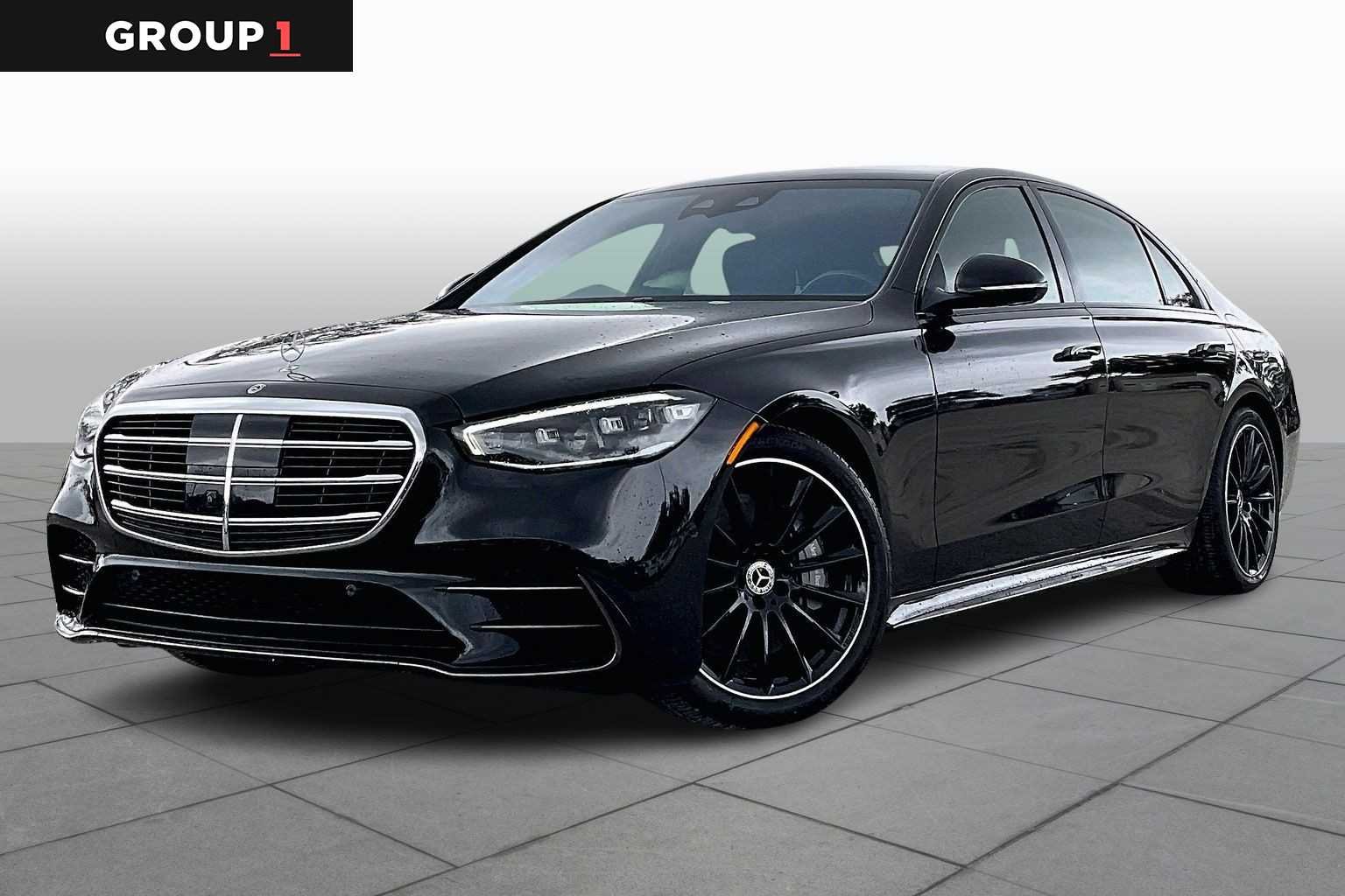 2025 Mercedes-Benz S-Class S 580e 4MATIC's photo