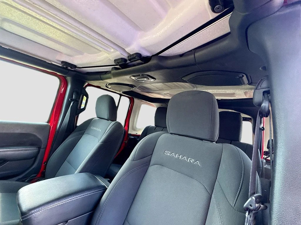 Used 2023 Red Jeep Sahara image 20