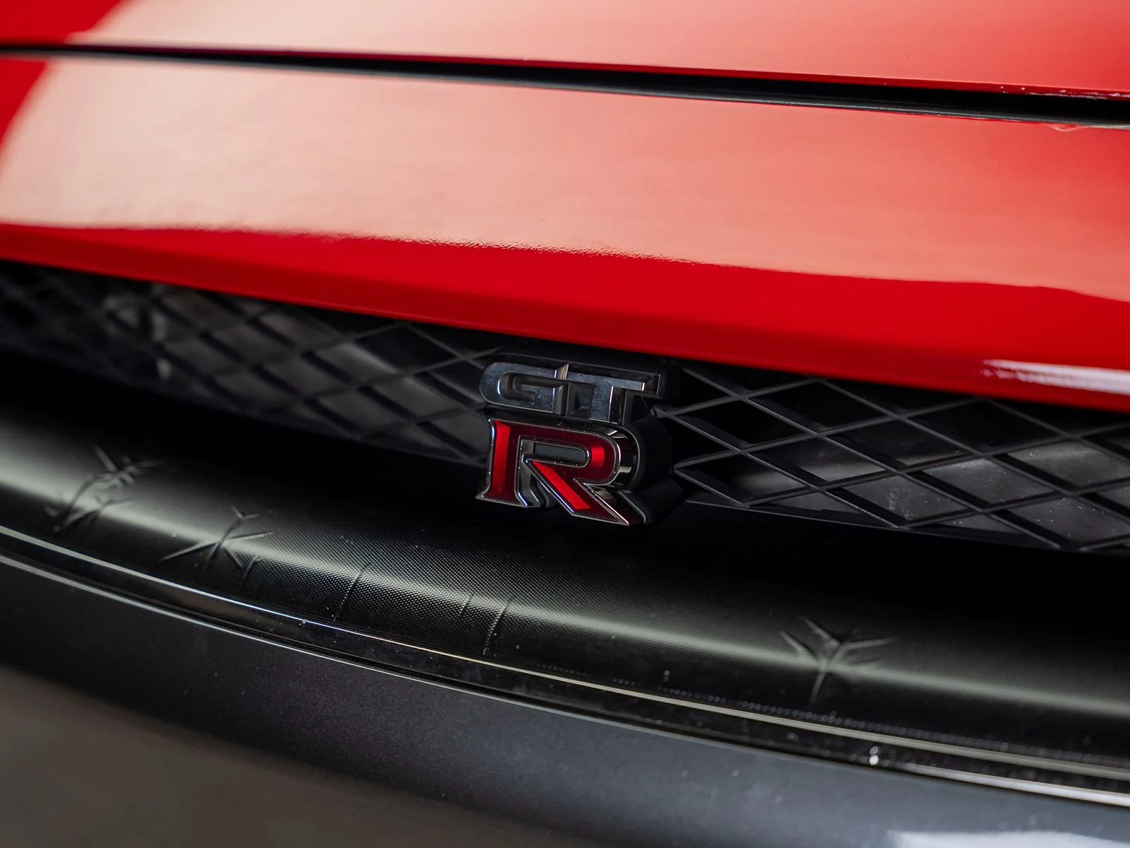 Used 2015 Red Nissan Premium image 11
