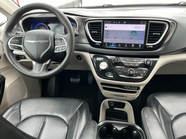 Used 2023 White Chrysler Touring L image 25