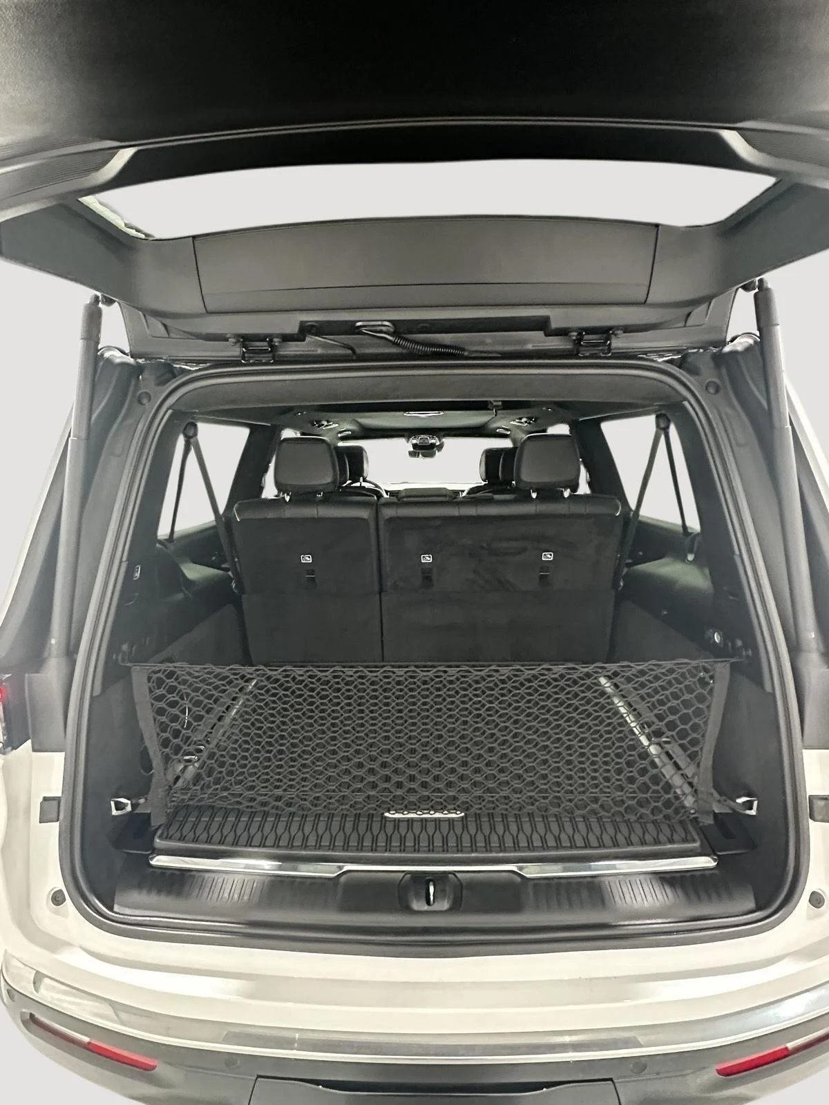 Used 2025 White Jeep Series III image 22