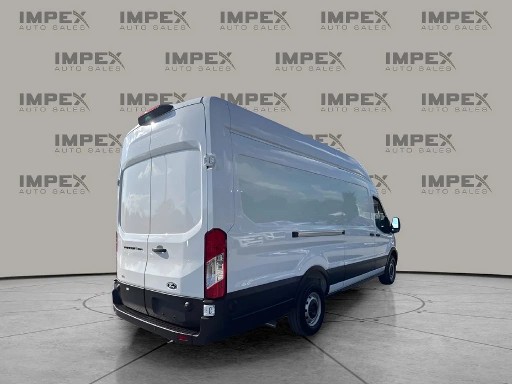 Used 2026 White Ford Base image 5