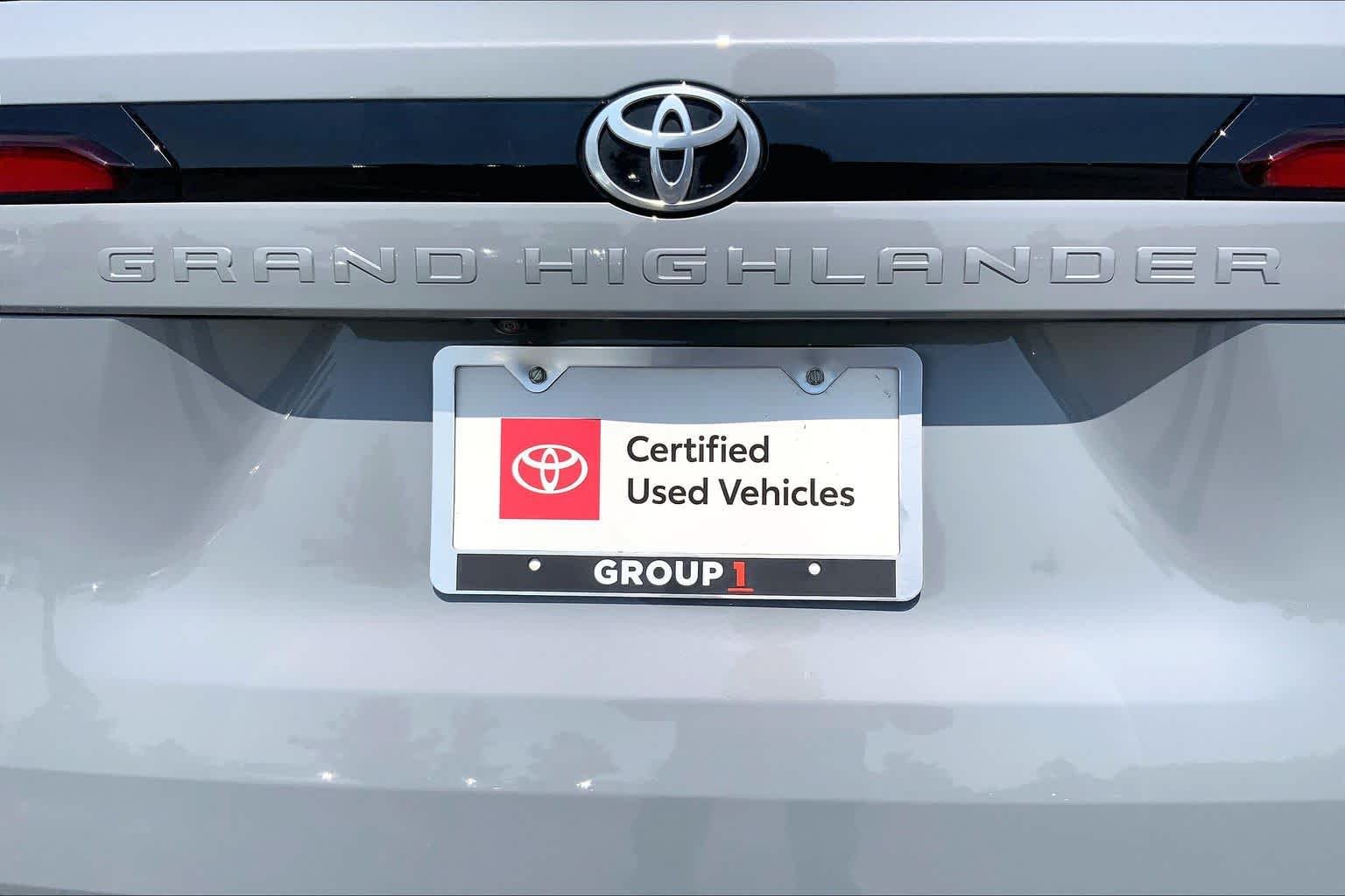Certified Used 2025 Cement Toyota Hybrid MAX Platinum image 10