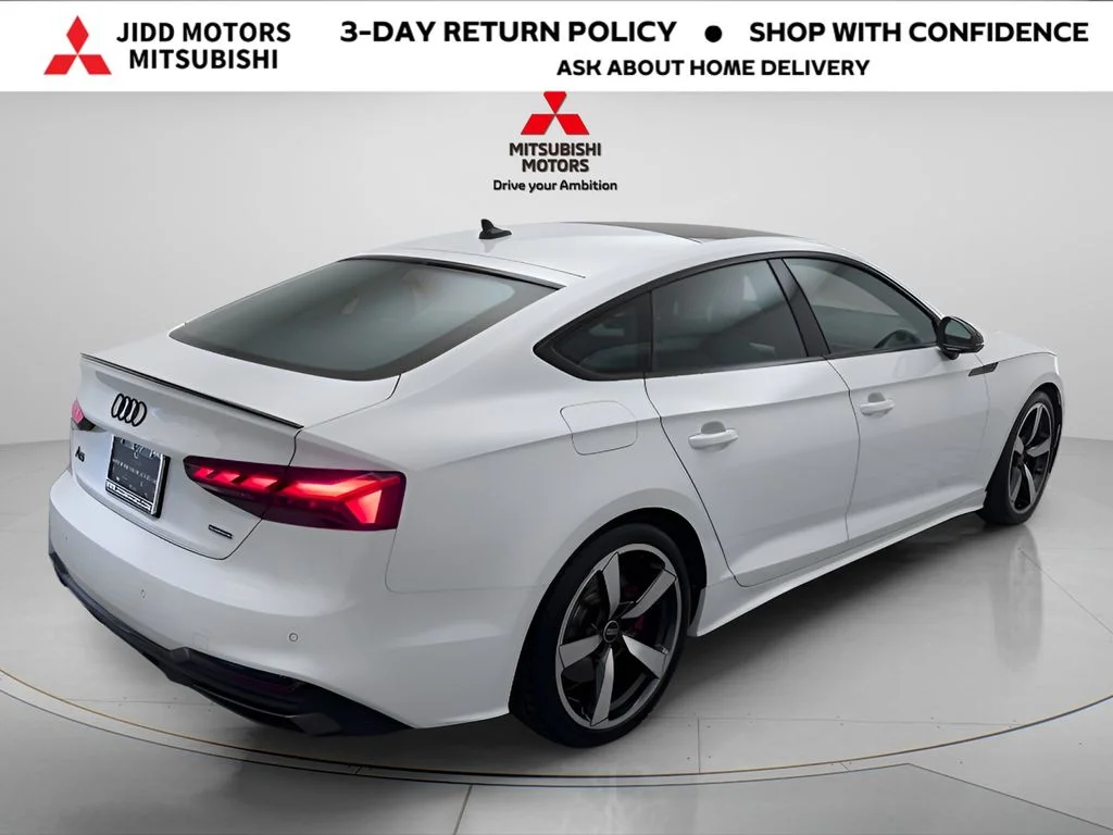 Used 2023 Glacier White Audi 45 S line Premium Plus image 4