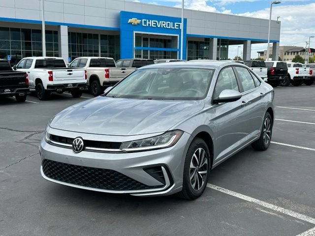 2025 Volkswagen Jetta S - Photo 2