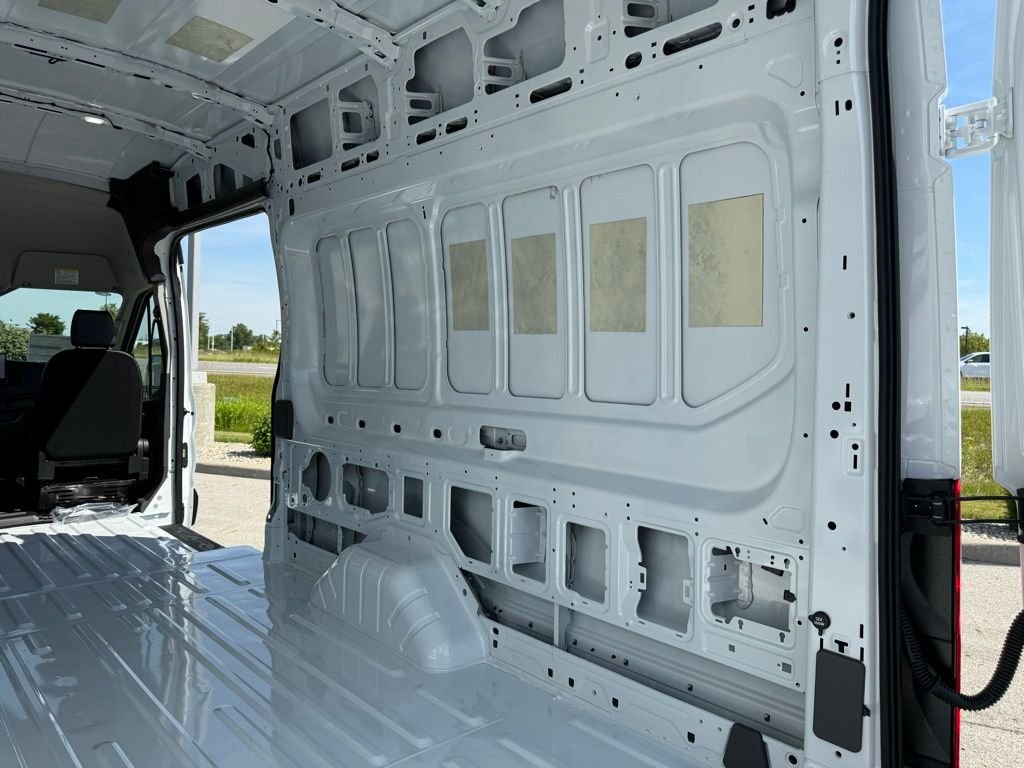 New 2026 Oxford White Ford Cargo Van image 49