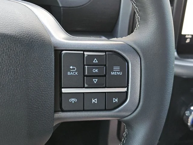 New 2026 Carbonized Gray Metallic Ford XLT image 18