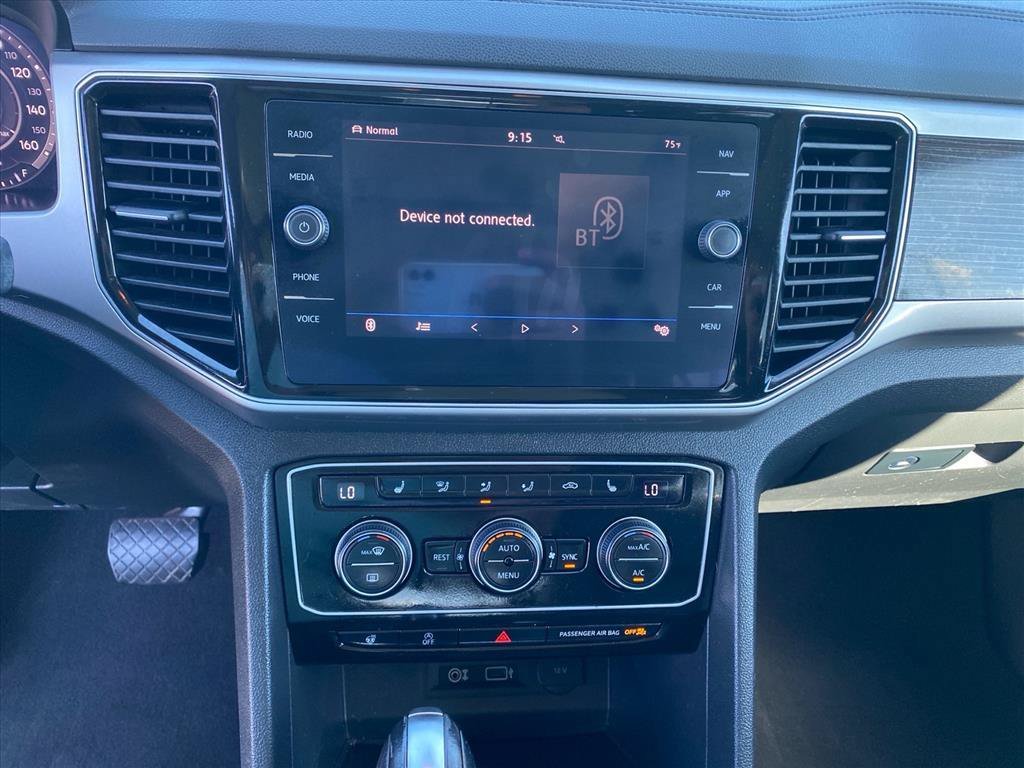 Used 2019 Platinum Gray Metallic Volkswagen 3.6L V6 SEL image 11