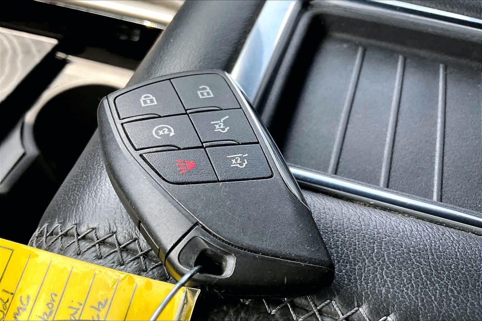 Used 2021 Onyx Black GMC Denali image 16