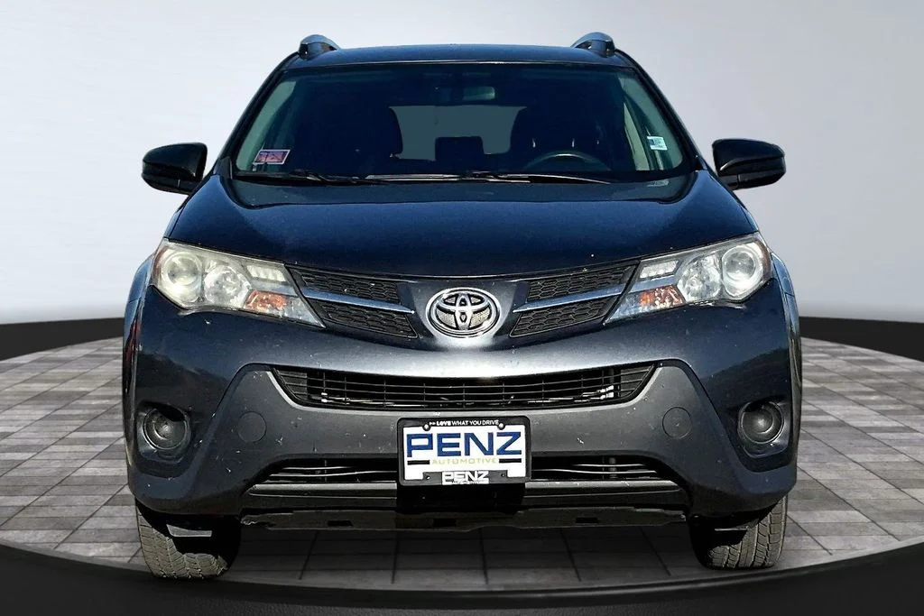 Used 2015 Toyota RAV4 LE with VIN JTMBFREVXFD166902 for sale in Rochester, Minnesota